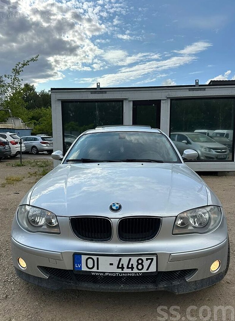 BMW 118 — foto 2