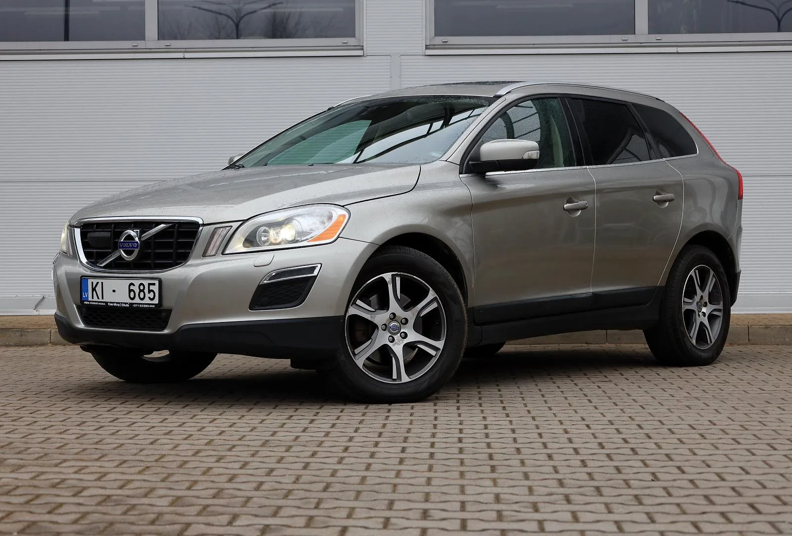 Volvo XC60, 2011. gads