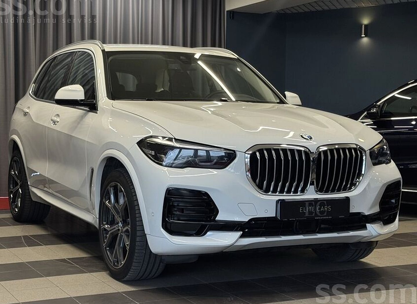 BMW X5 — foto 3