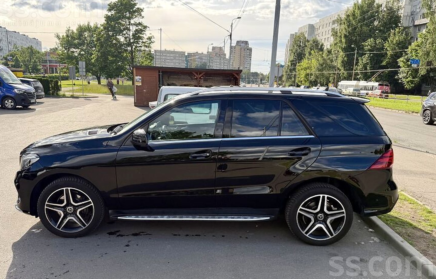 Mercedes-Benz GLE 350 — foto 3