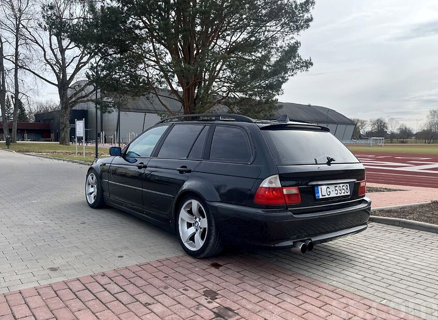 BMW 330 — foto 5
