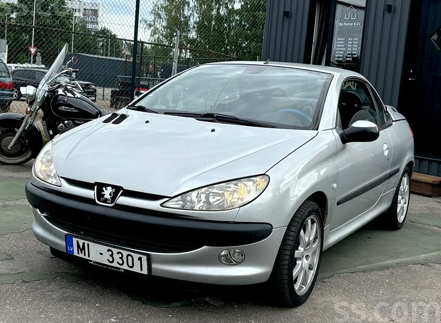 Peugeot 206, 2001. gads
