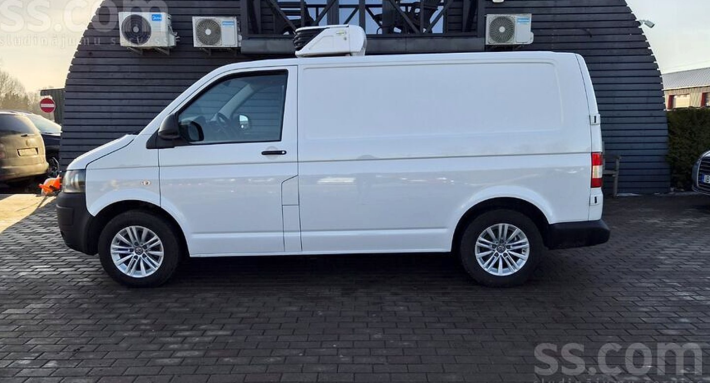 Volkswagen Transporter, 2012. gads