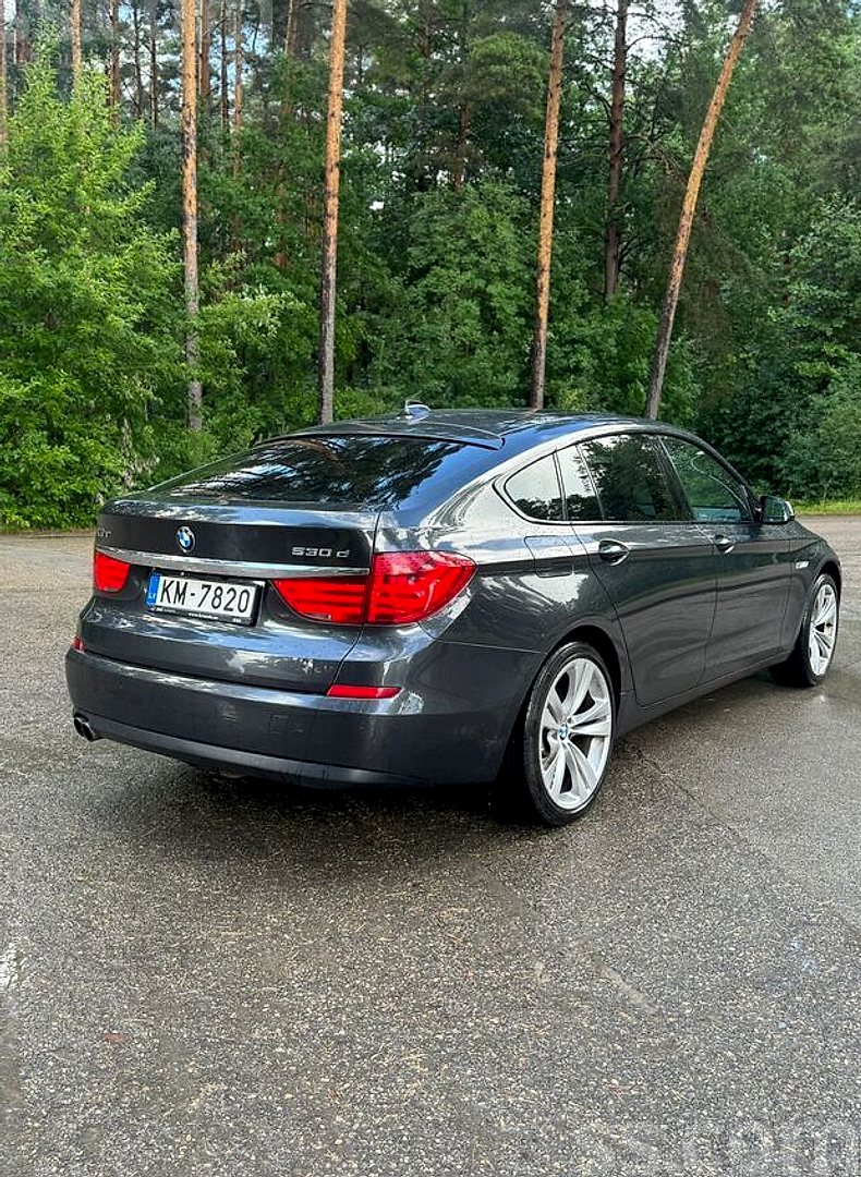 BMW 530 — foto 3