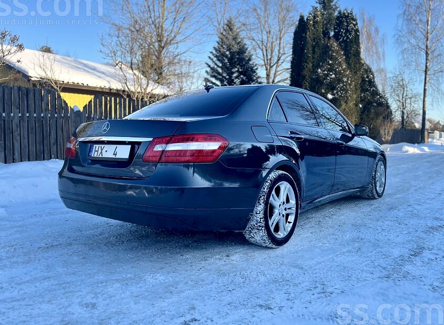 Mercedes-Benz E220 — foto 3