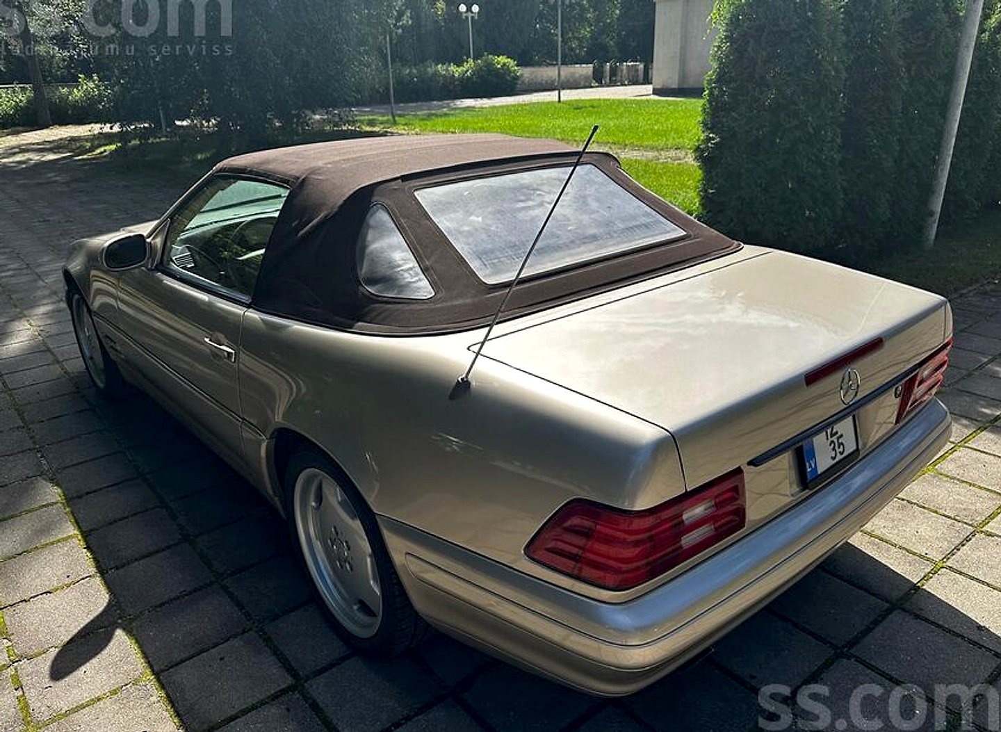 Mercedes-Benz SL500 — foto 4