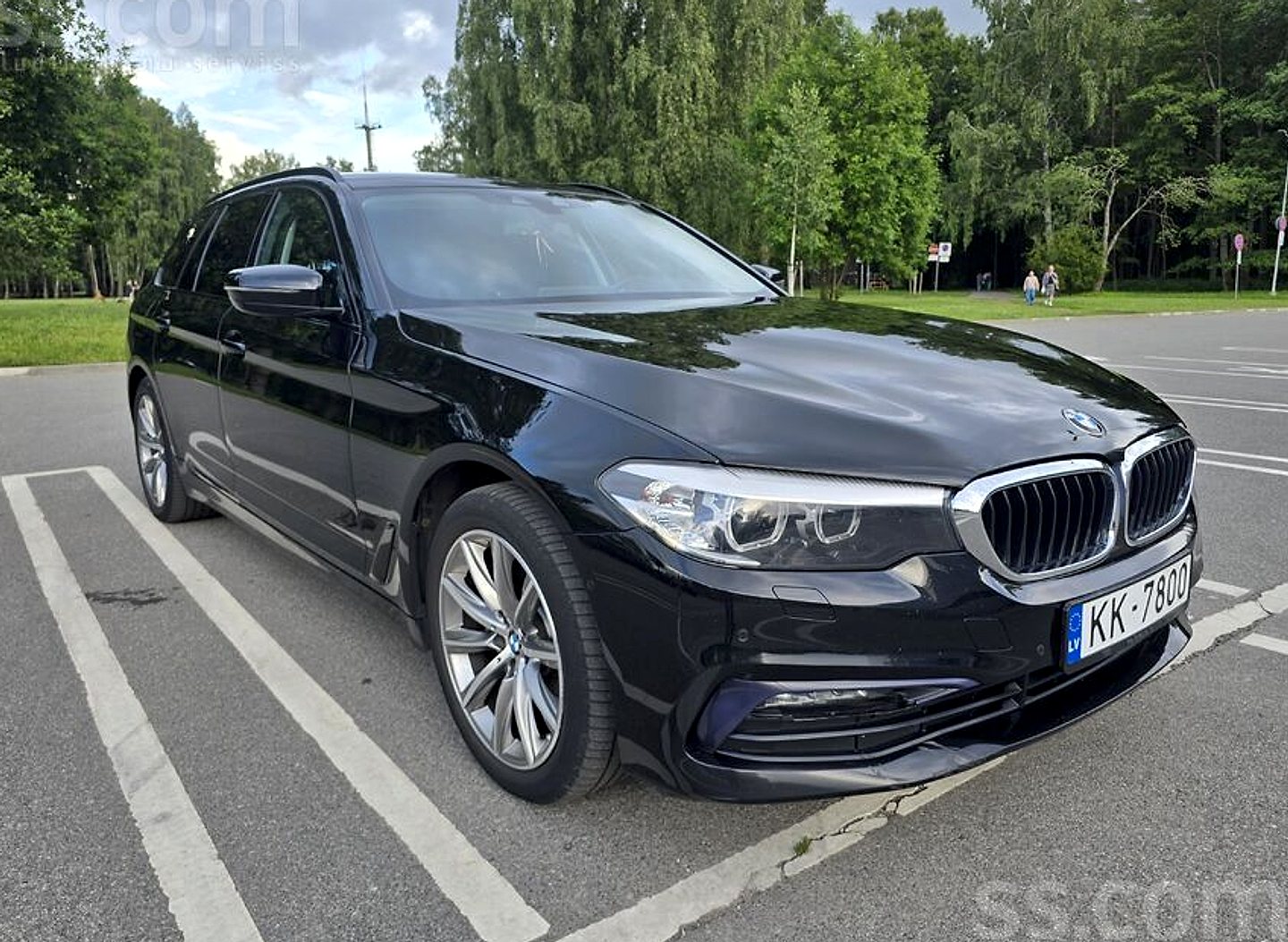 BMW 520 — foto 2