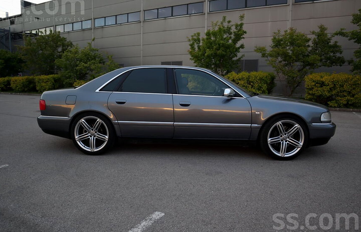 Audi S8 — foto 5