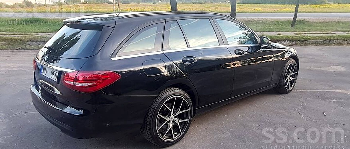 Mercedes-Benz C220 — foto 4