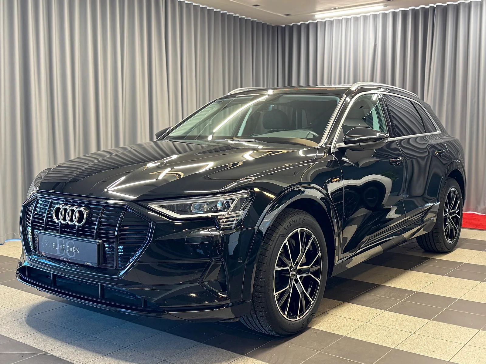 Audi e-tron, 2019. gads