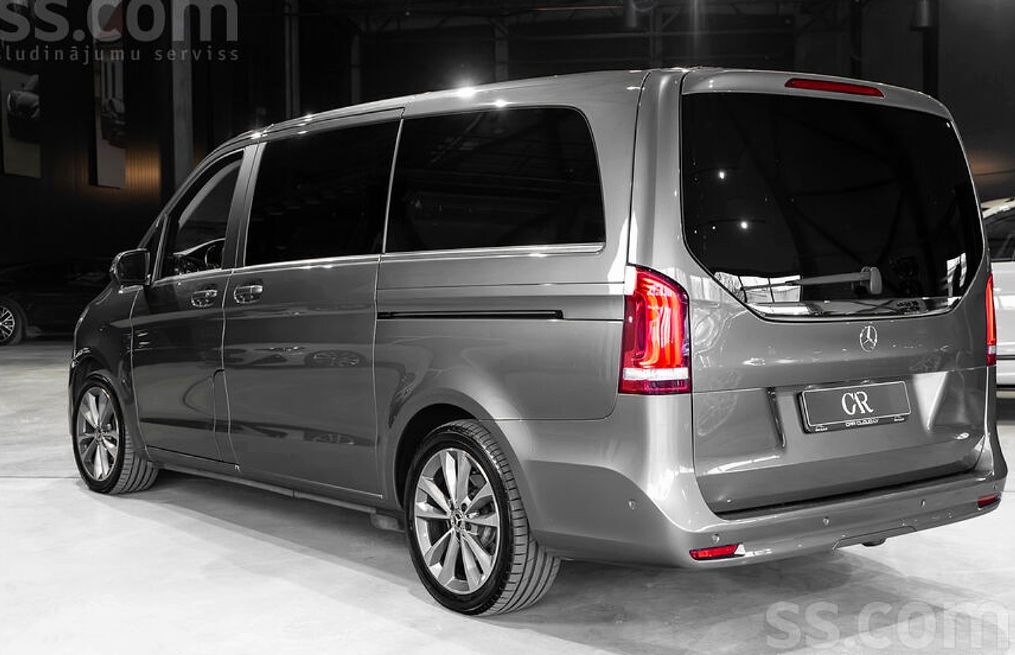 Mercedes-Benz V300 — foto 6