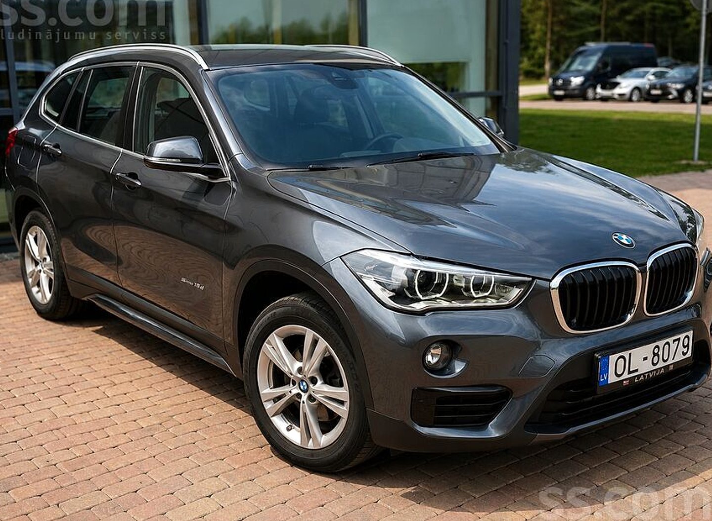 BMW X1 — foto 2