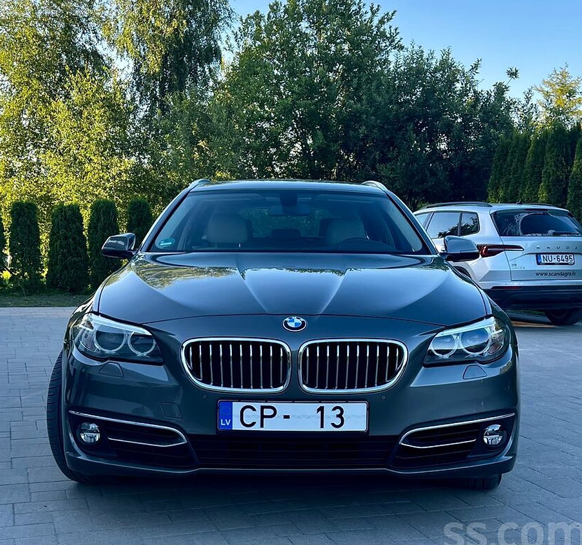 BMW 520 — foto 2