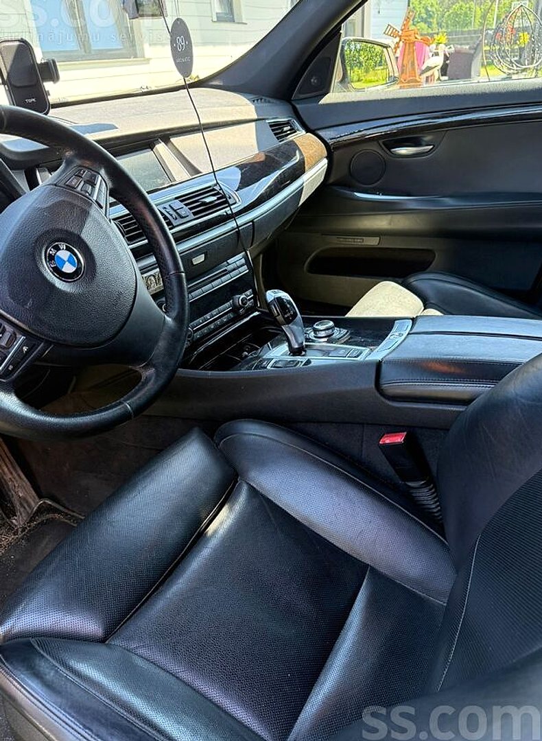 BMW 530 — foto 6