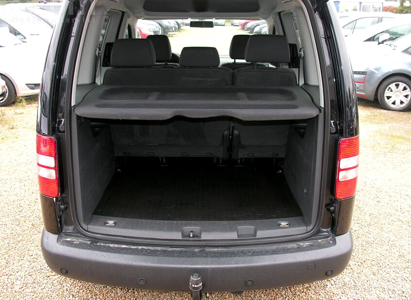 Volkswagen Caddy — foto 3