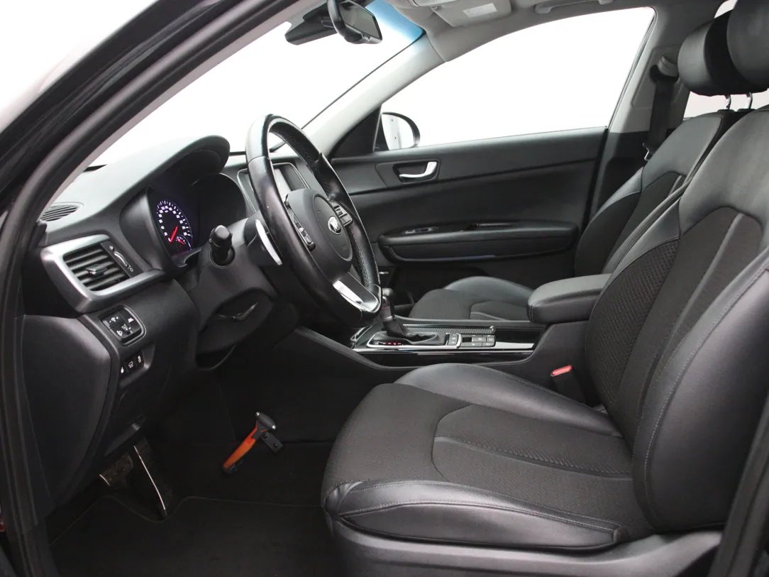 KIA Optima — foto 5