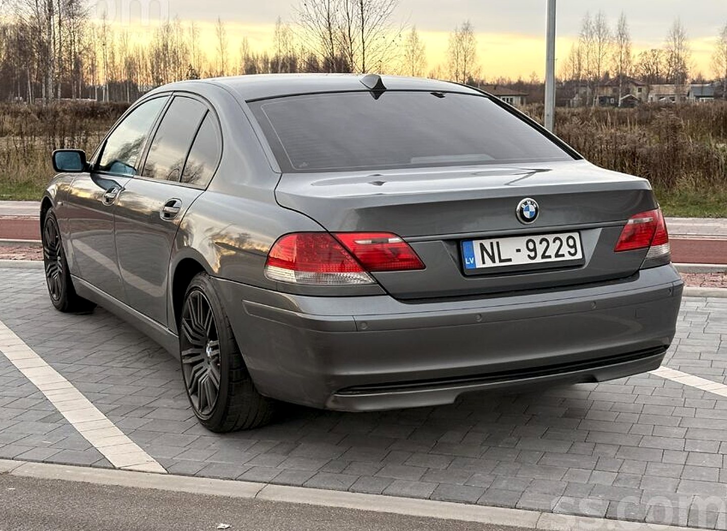 BMW 730 — foto 4