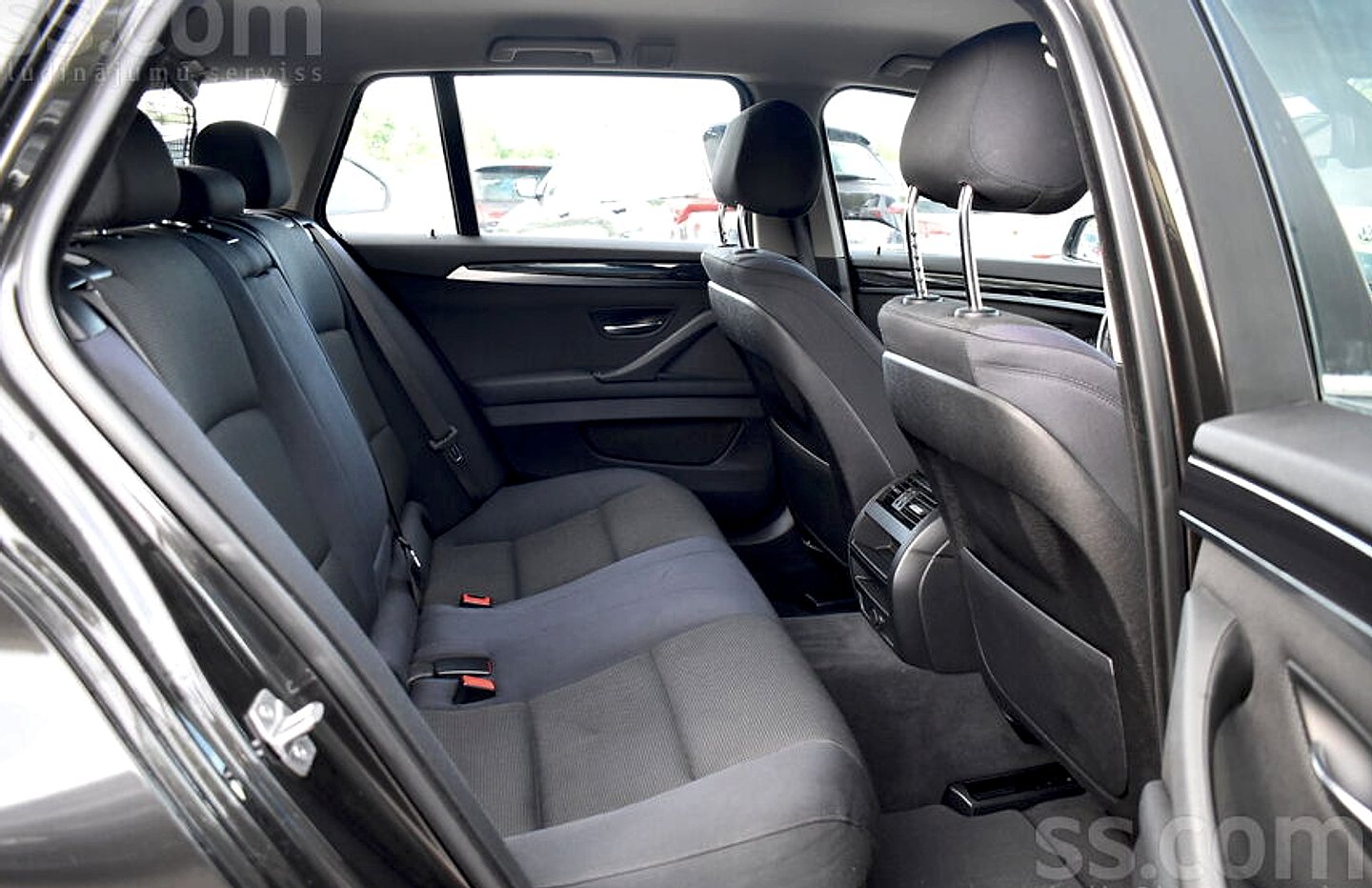 BMW 520 — foto 6
