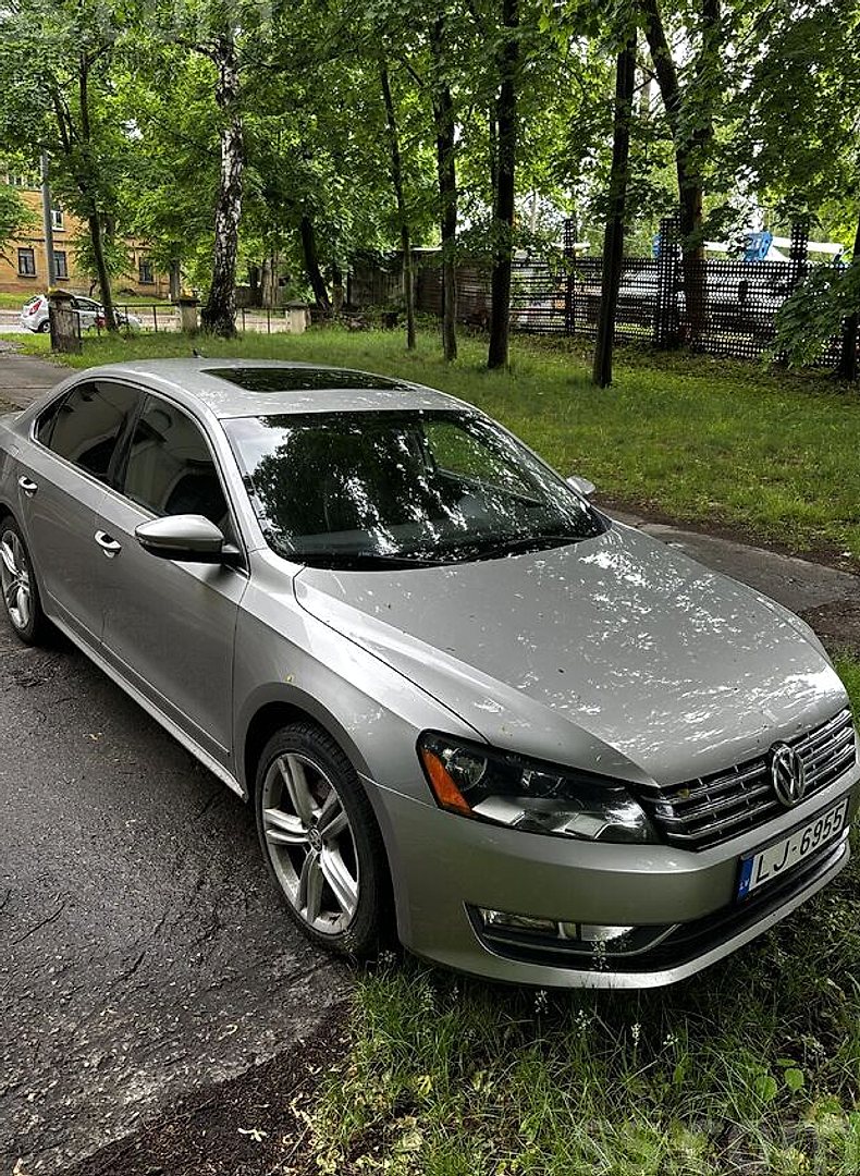 Volkswagen Passat (B7), 2012. gads