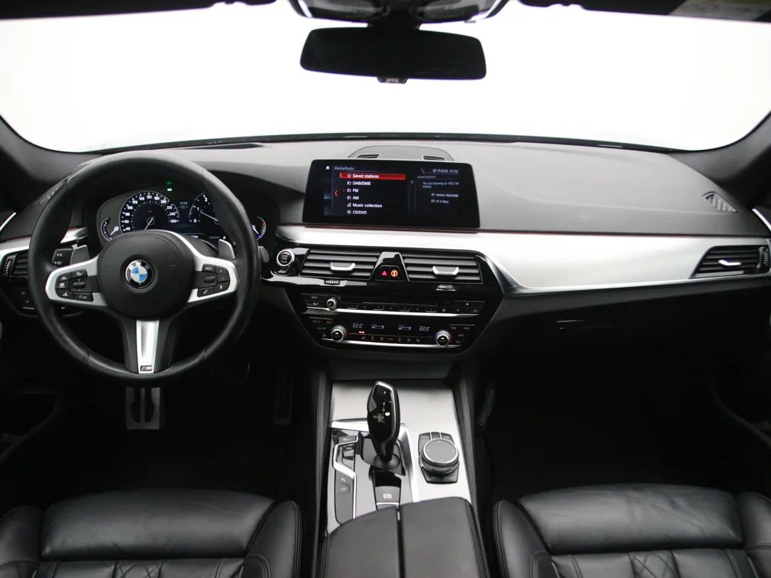 BMW 530 — foto 3