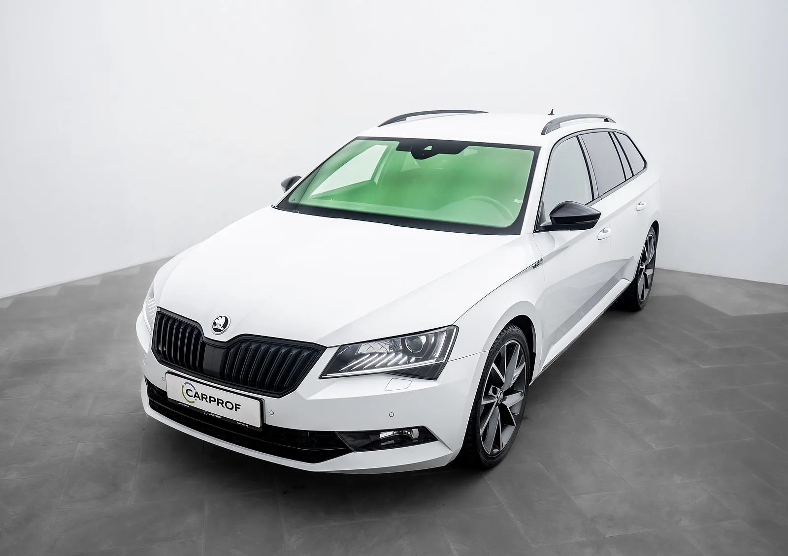 Škoda Superb Combi, 2018. gads