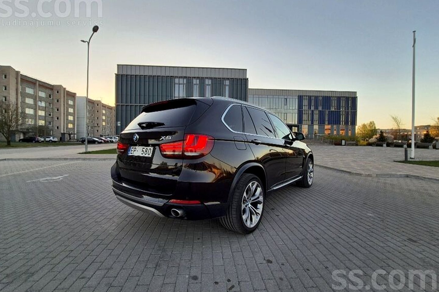 BMW X5 — foto 6