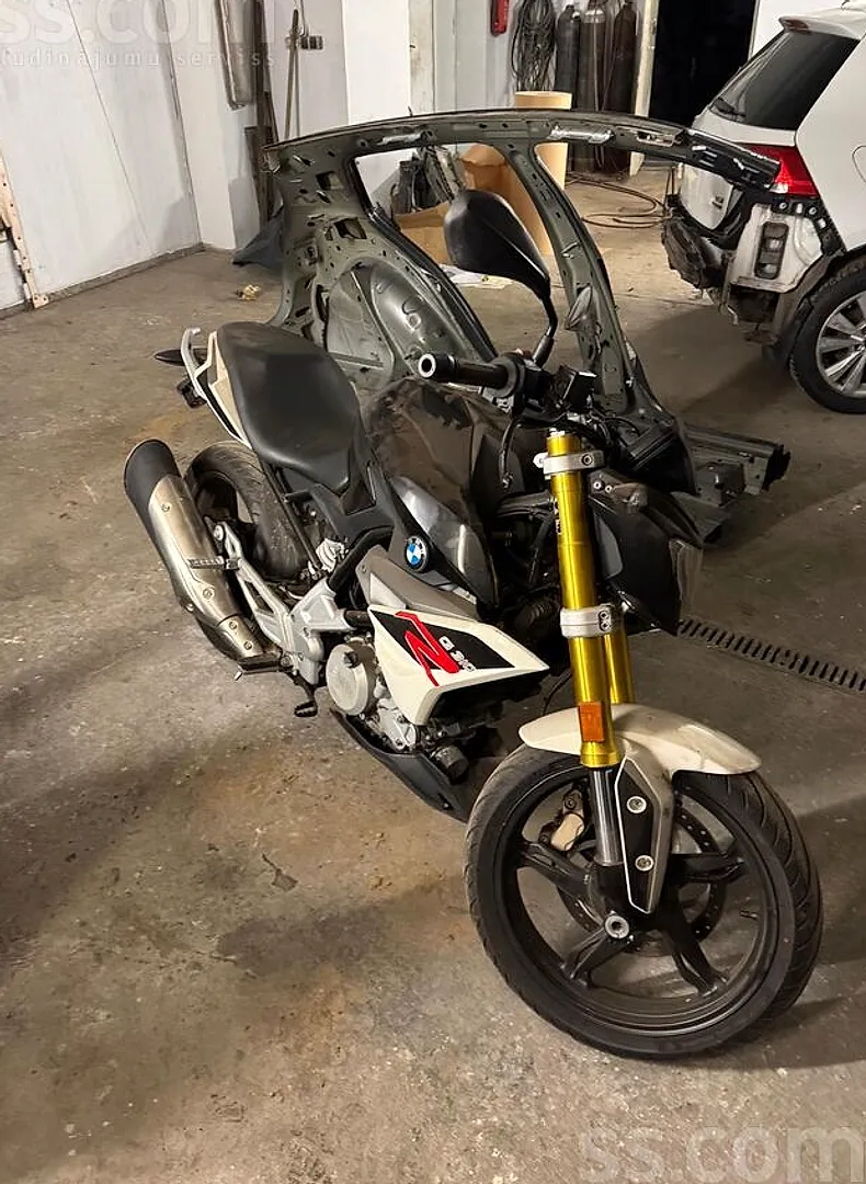 BMW G310R, 2019. gads