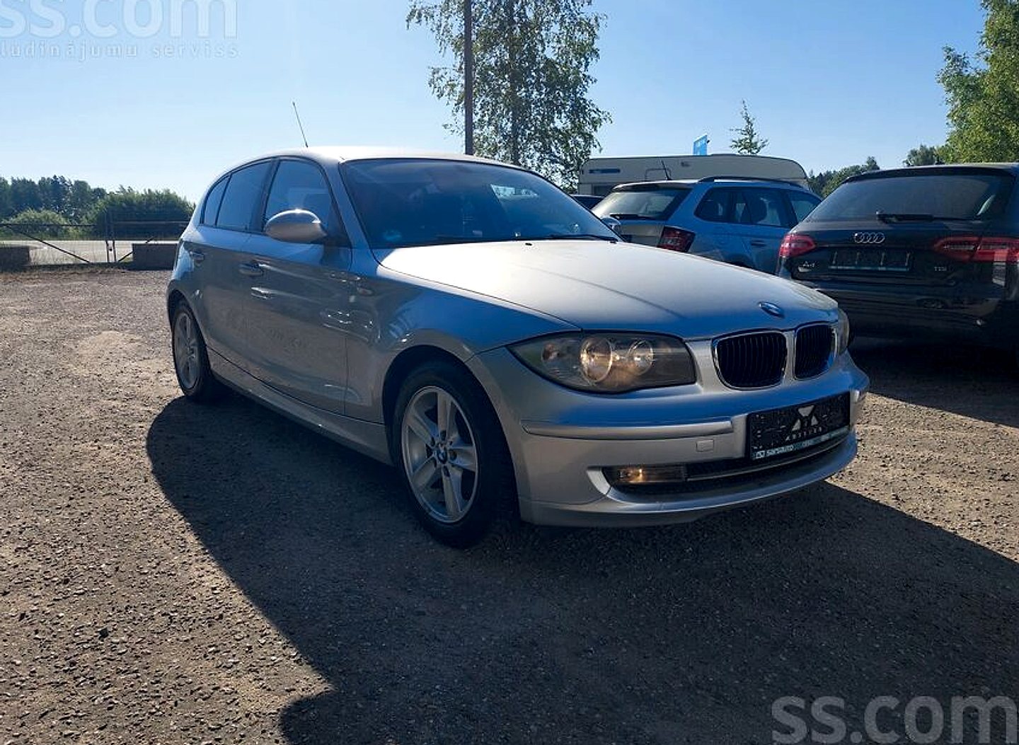 BMW 118 — foto 2