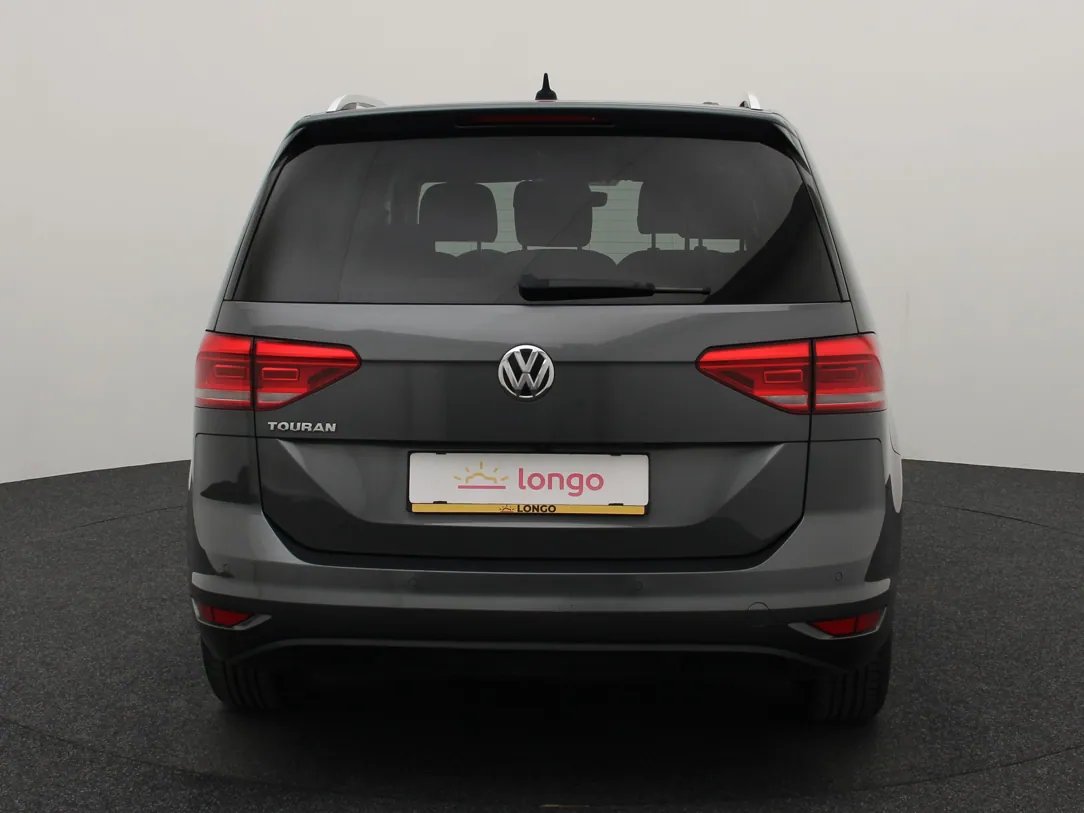 Volkswagen Touran — foto 6