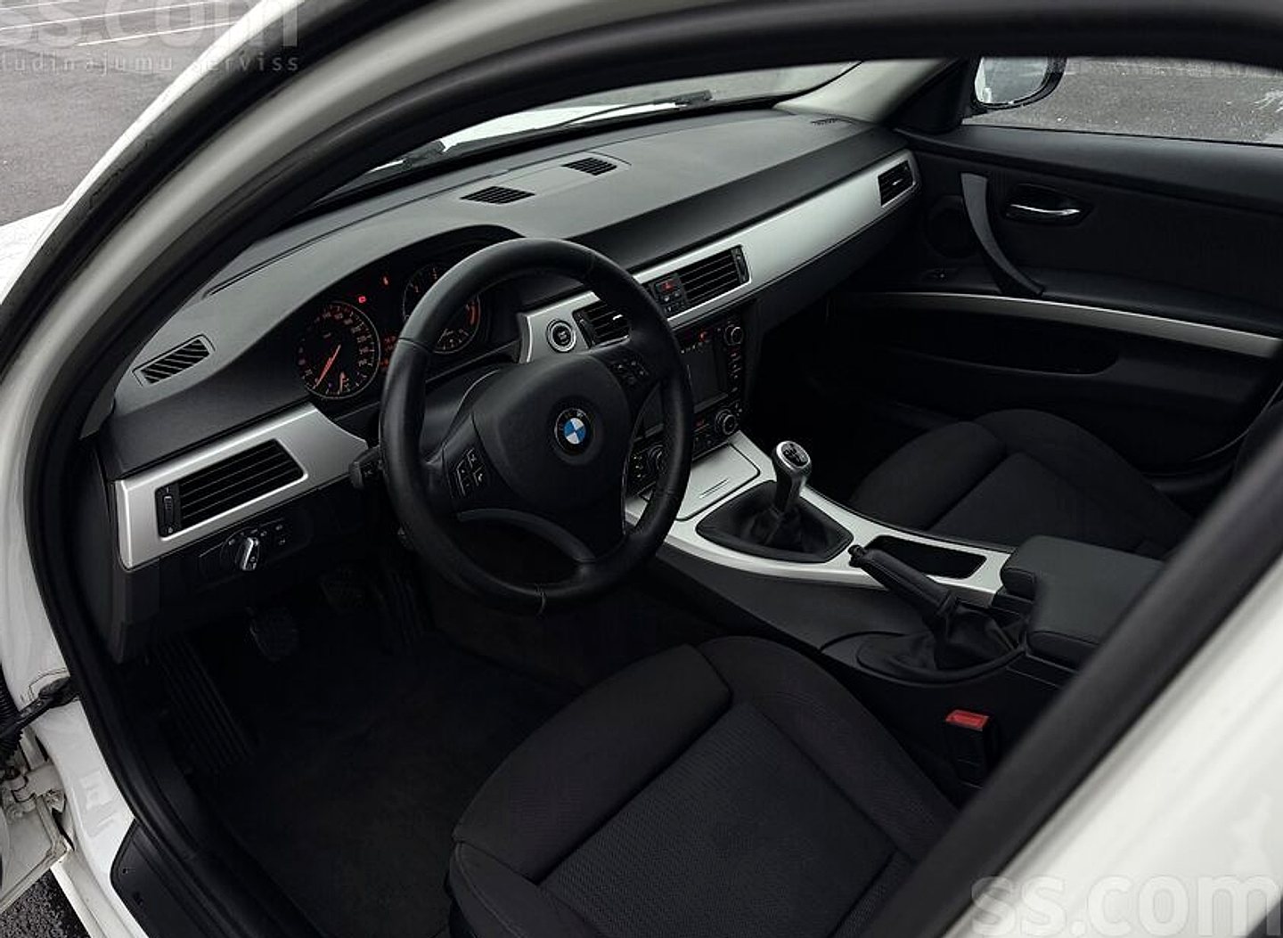 BMW 318 — foto 5