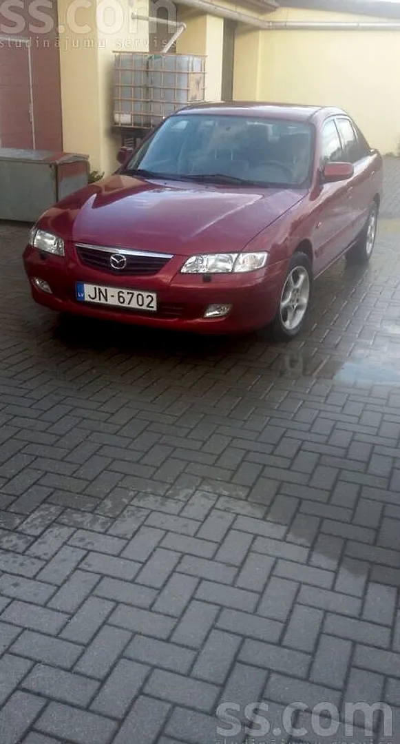 Mazda 626, 2000. gads