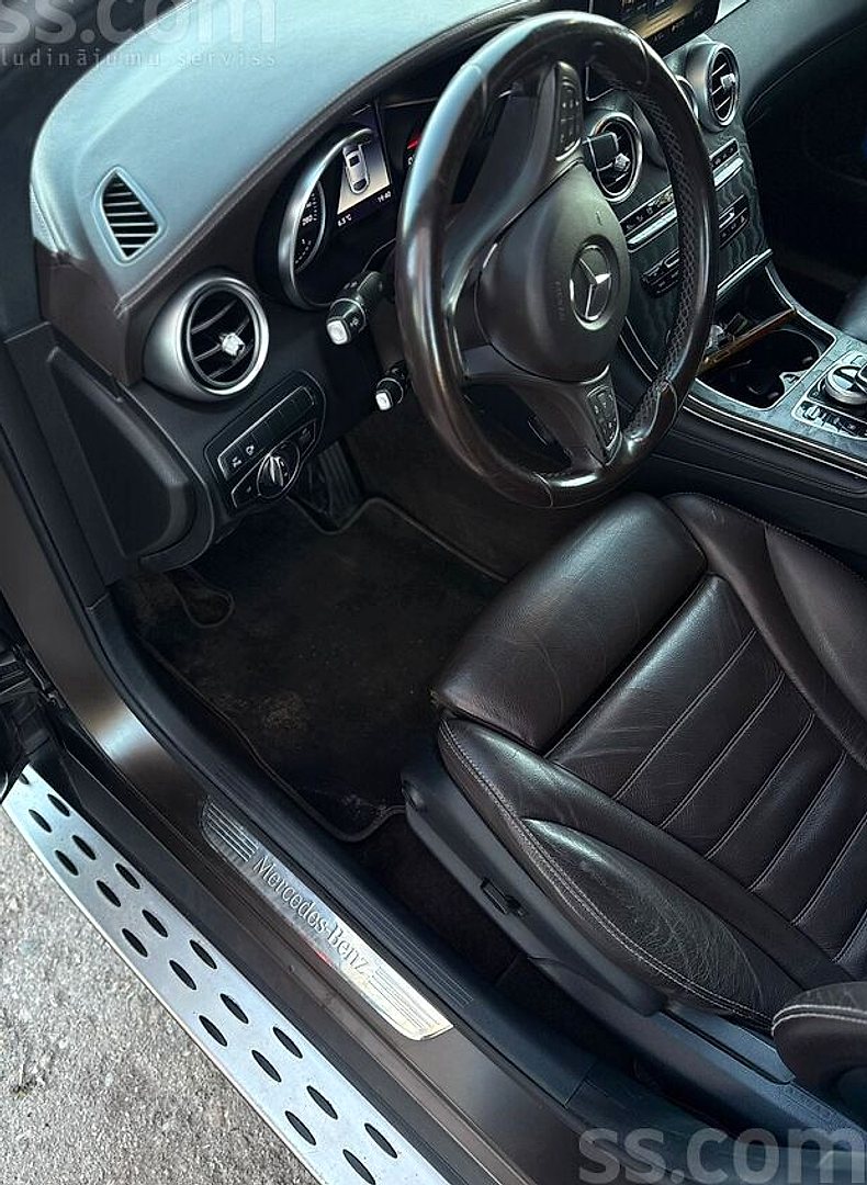 Mercedes-Benz GLC 350 — foto 6