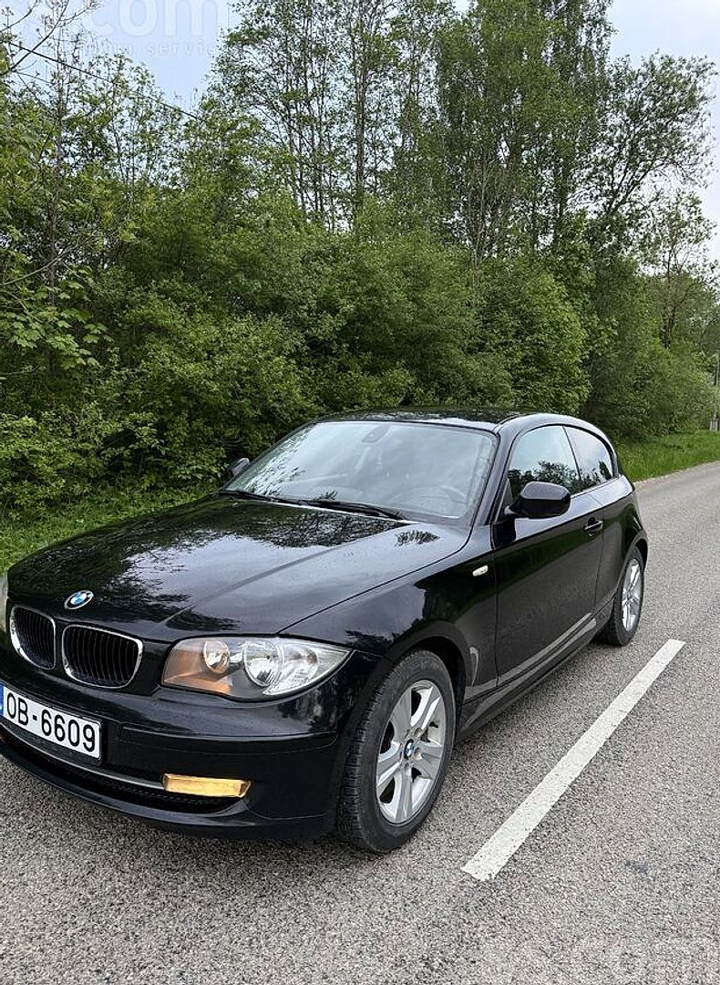 BMW 118 — foto 3