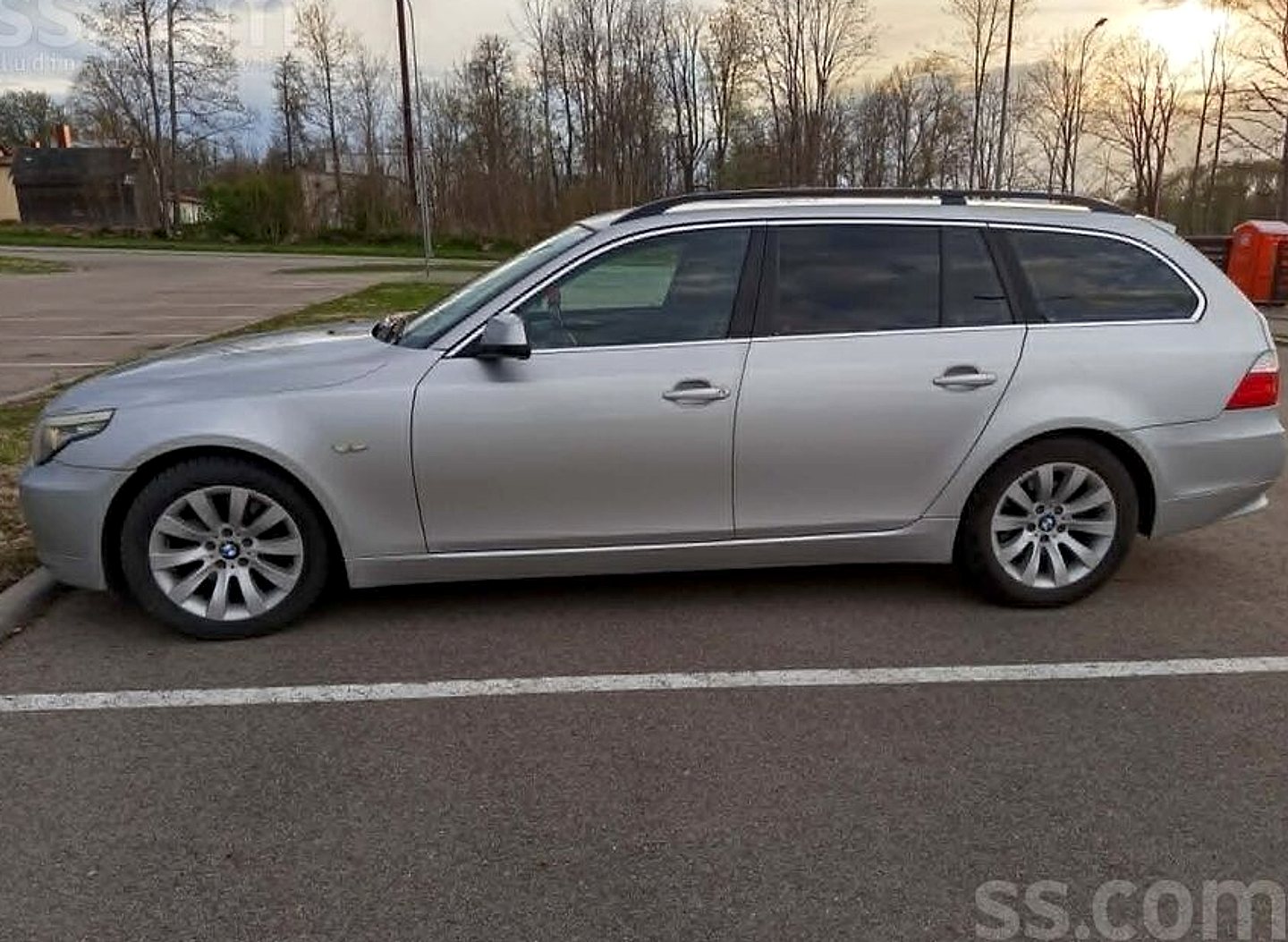 BMW 520 — foto 4