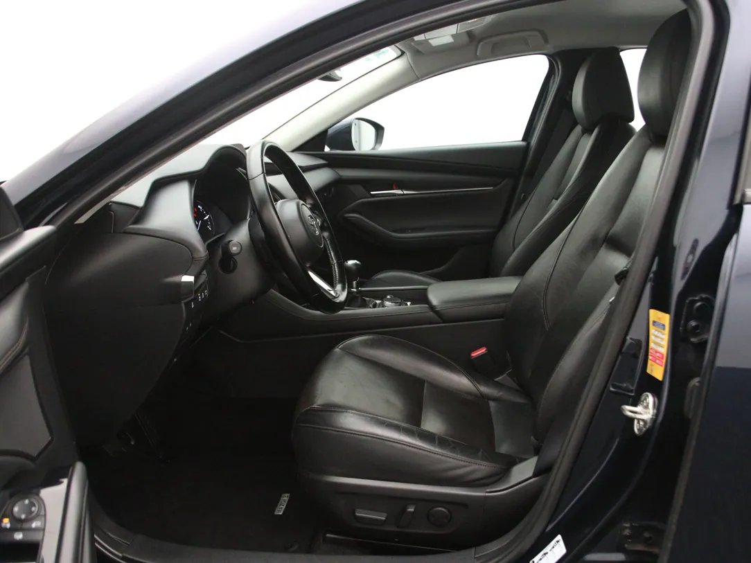 Mazda 3 — foto 5