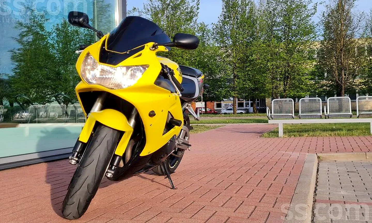 Honda Cbr929Rr, 2001. gads