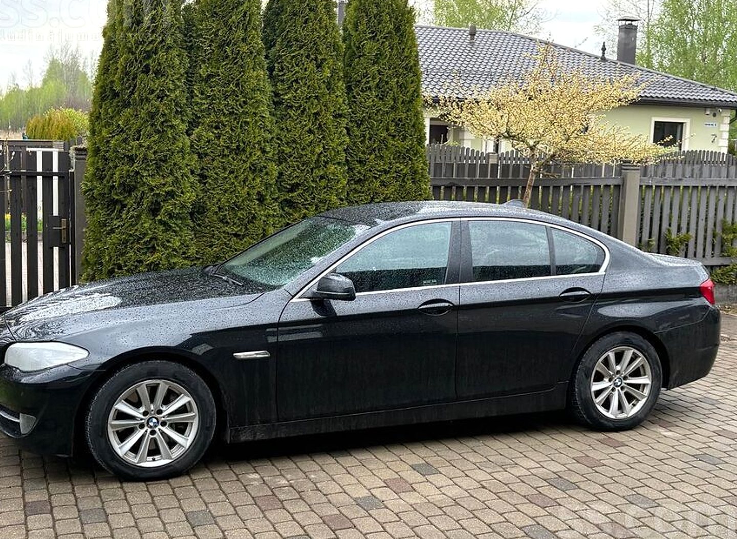 BMW 530 — foto 2