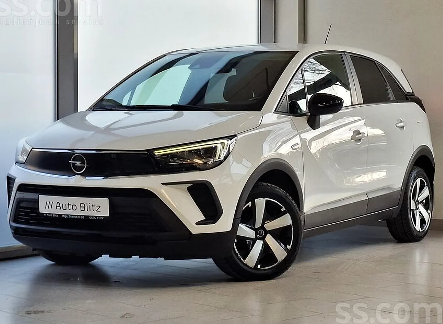 Opel Crossland X, 2023. gads