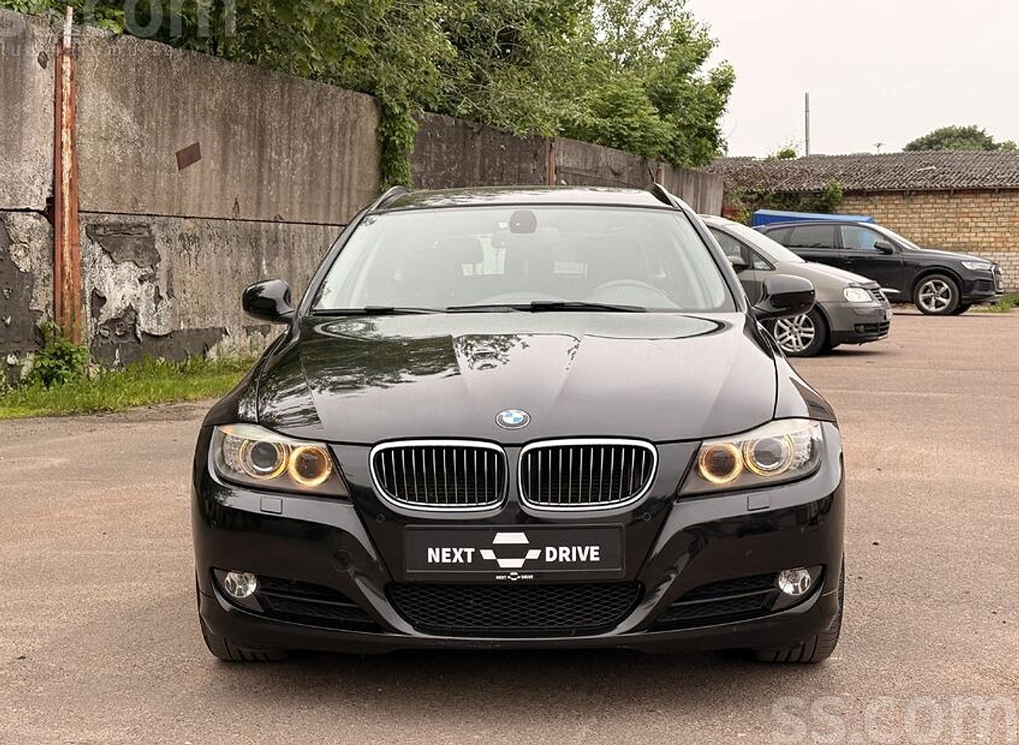 BMW 318 — foto 2