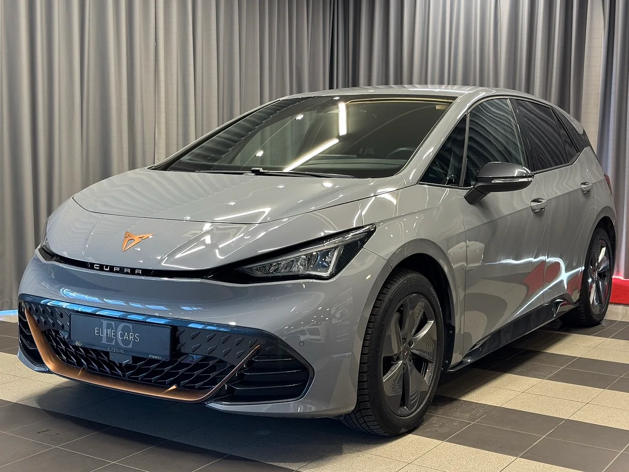 Cupra Born, 2022. gads
