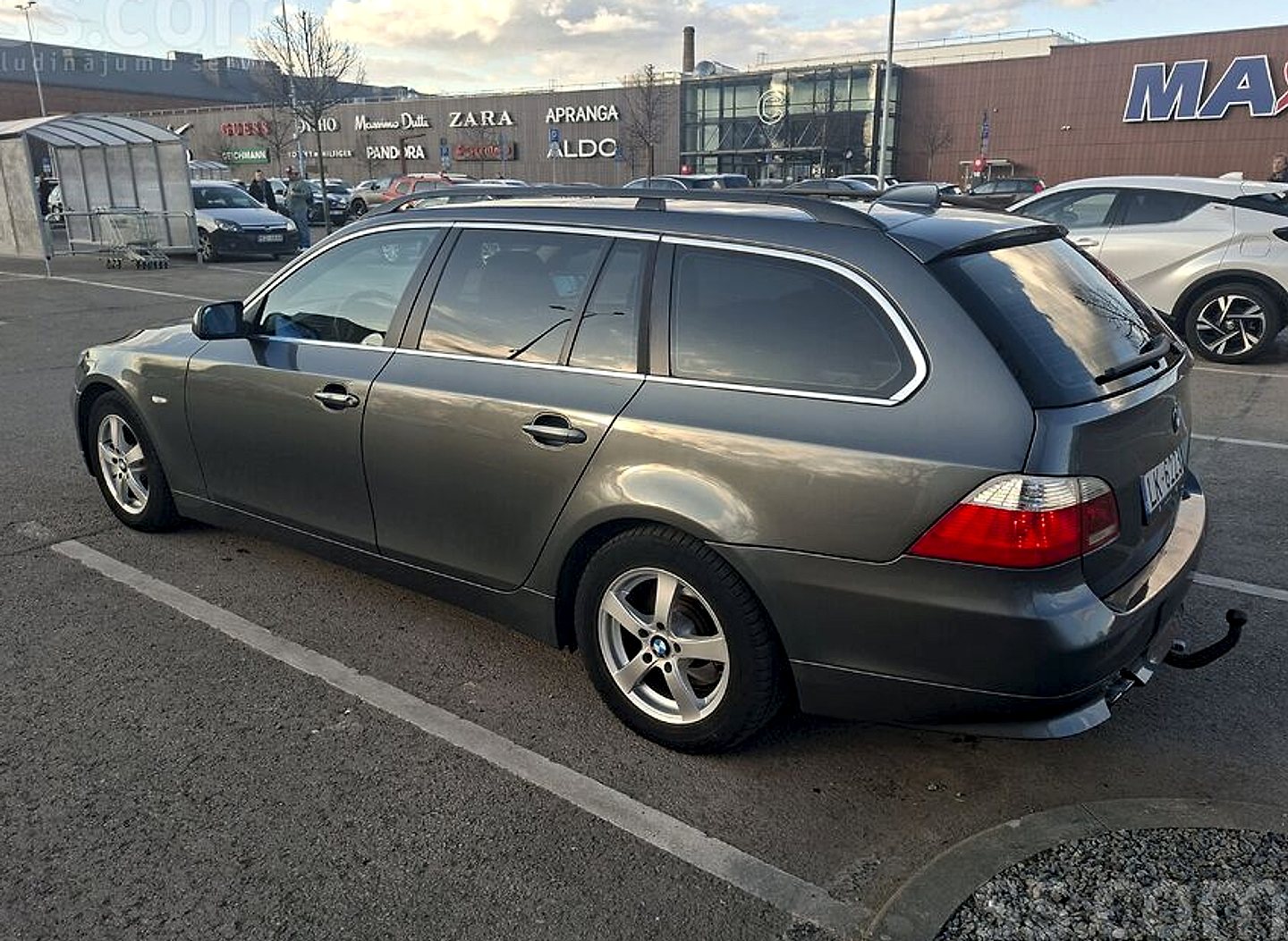 BMW 525 — foto 6