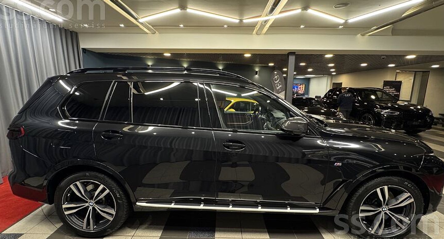 BMW X7 — foto 4