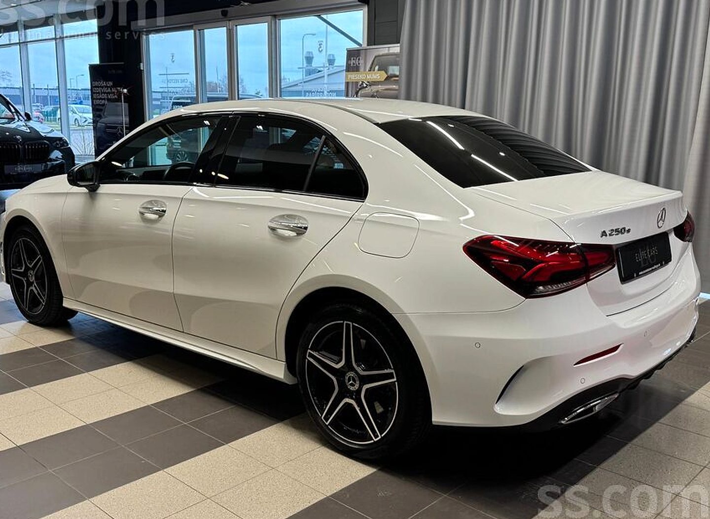 Mercedes-Benz A250 — foto 6
