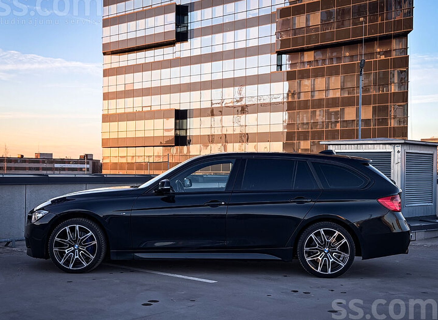 BMW 335 — foto 3