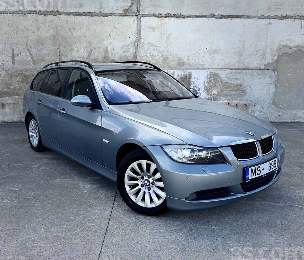 BMW 320 — foto 3