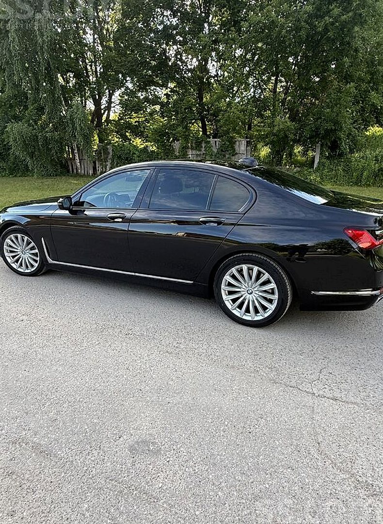 BMW 740 — foto 4