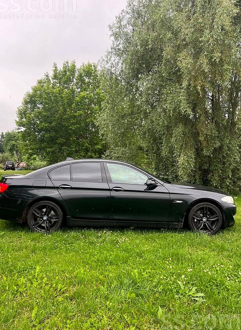 BMW 530 — foto 3