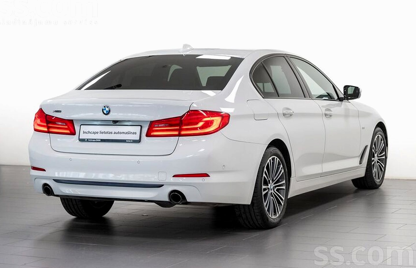 BMW 520 — foto 4