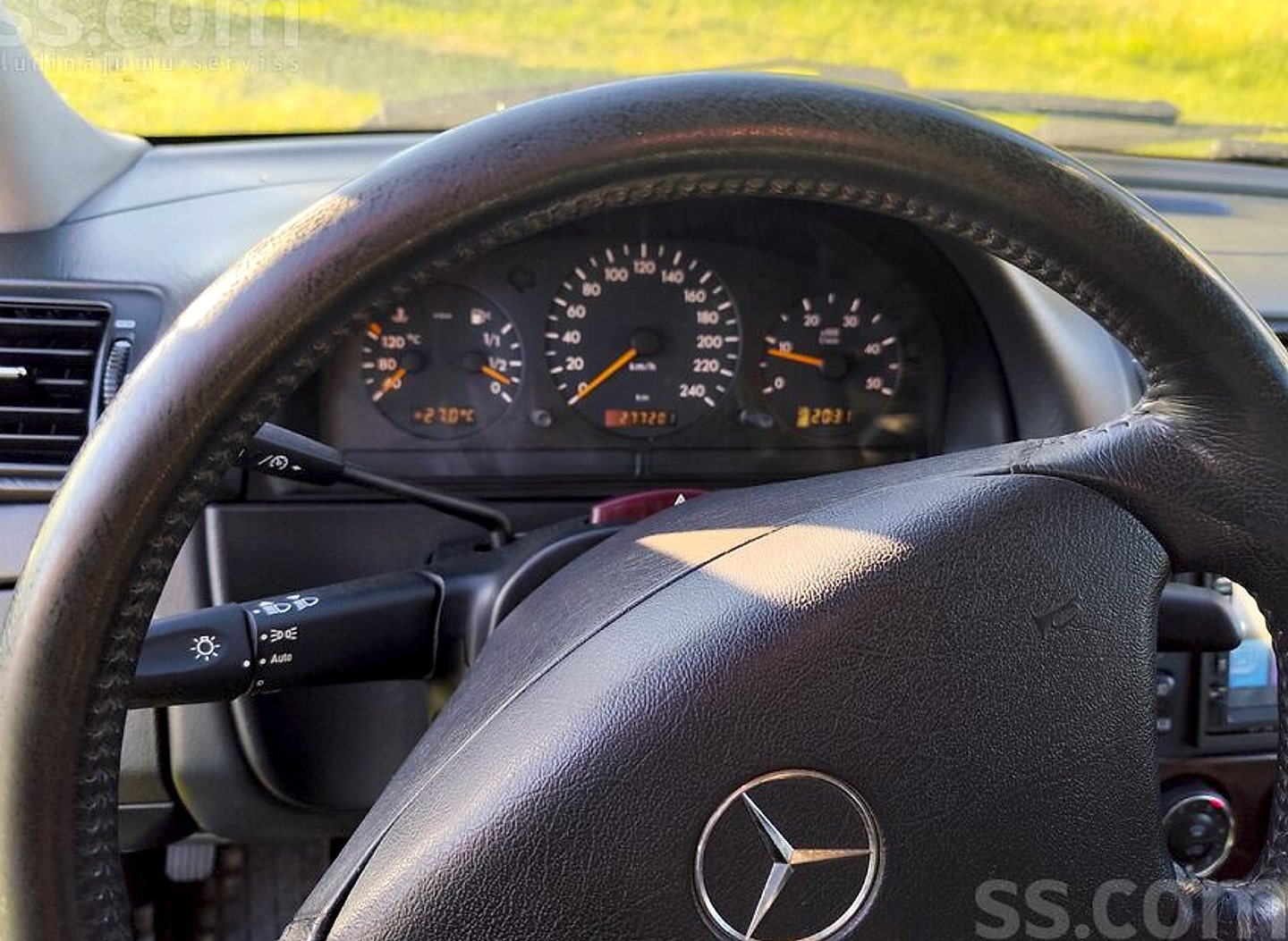 Mercedes-Benz ML270 — foto 6