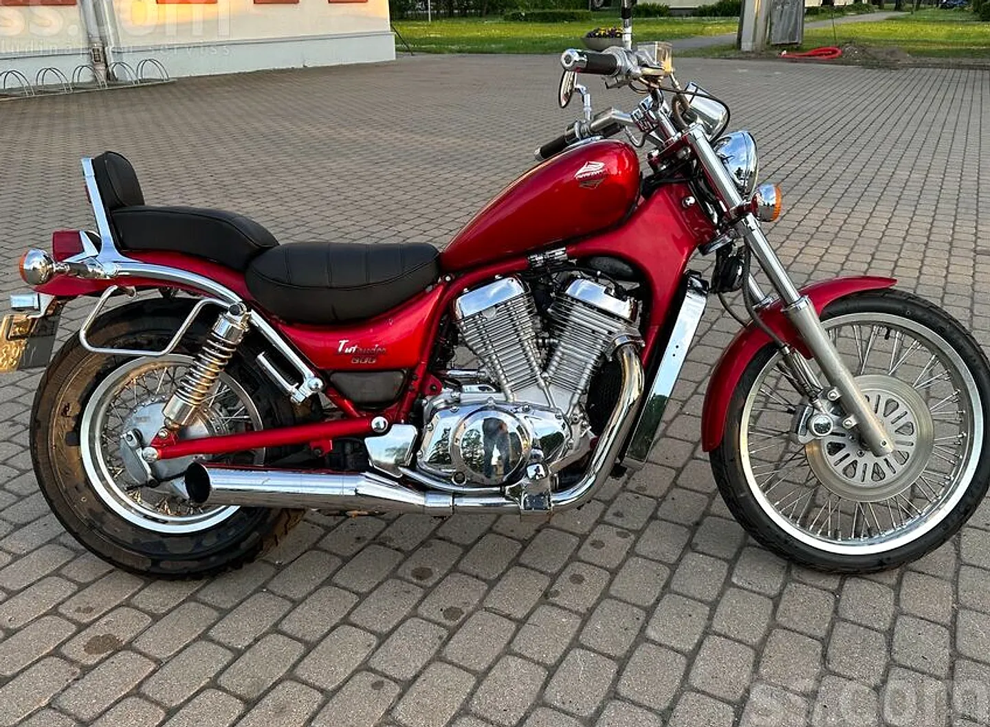 Suzuki Intruder, 1992. gads